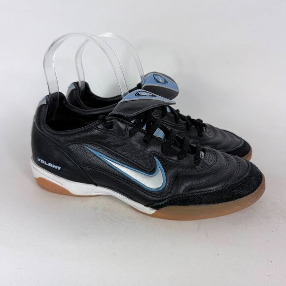 Nike Volant IC Indoor Soccer Sneakers Women's 8 Black Blue Leather Low Top - Picture 2 of 10